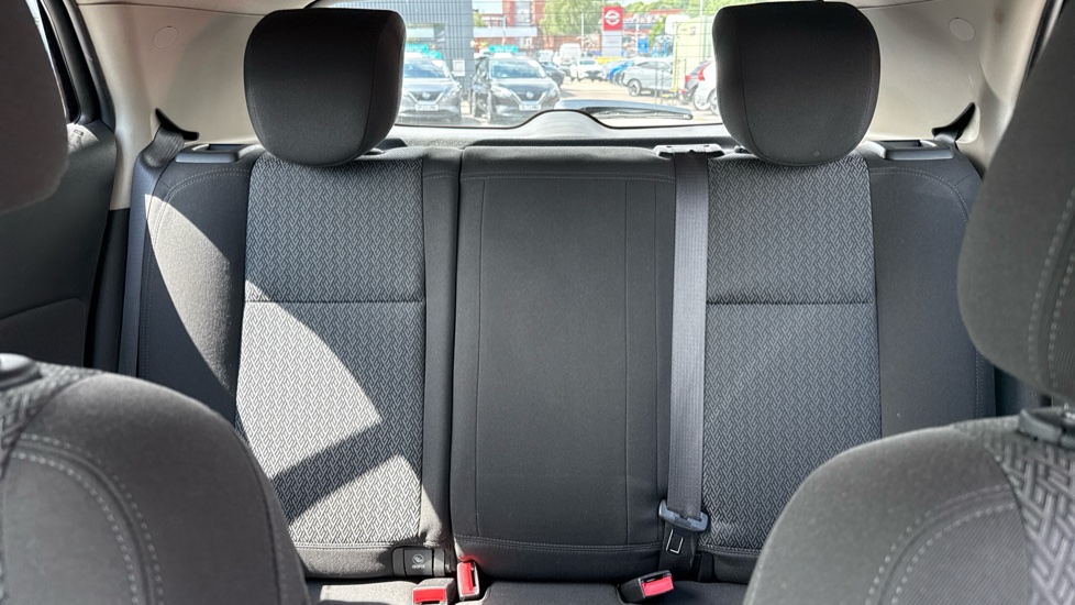 Vauxhall Mokka X 1.4T Active 5dr Petrol Hatchback - Image 15