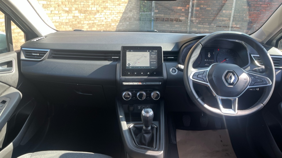 Renault Clio 1.0 TCe 90 Iconic 5dr Petrol Hatchback - Image 10
