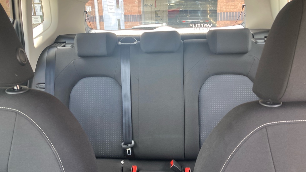 SEAT Arona 1.0 TSI SE Technology 5dr Petrol Hatchback - Image 15