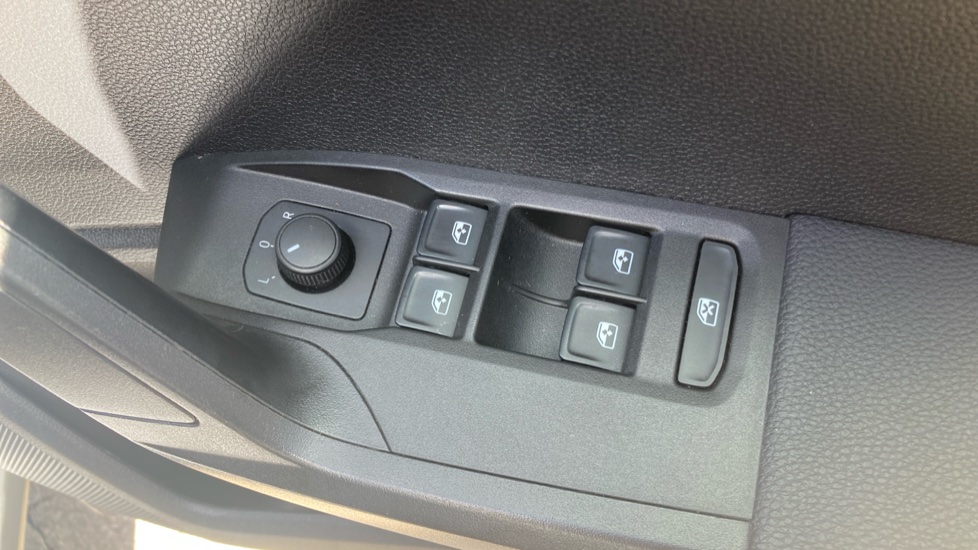 SEAT Arona 1.0 TSI SE Technology 5dr Petrol Hatchback - Image 21