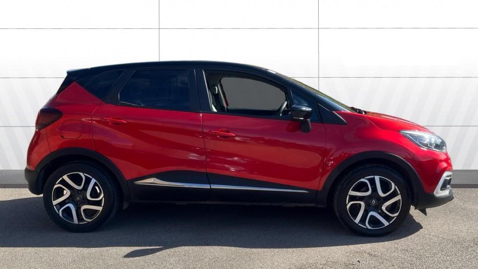 Renault Captur 0.9 TCE 90 Iconic 5dr Petrol Hatchback - Image 5