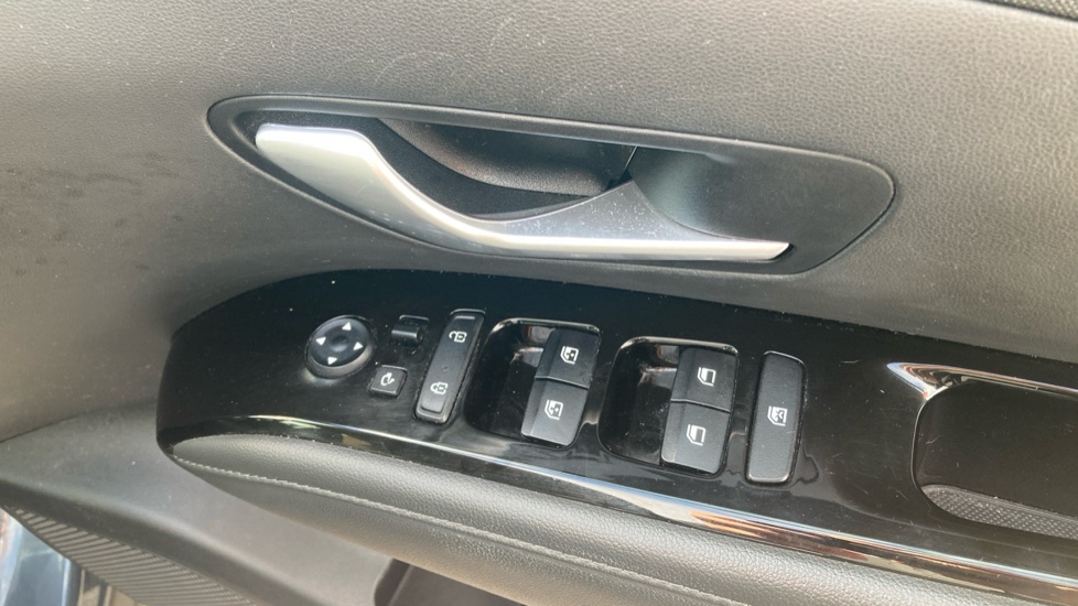 Hyundai TUCSON 1.6 TGDi SE Connect 5dr 2WD Petrol Estate - Image 23