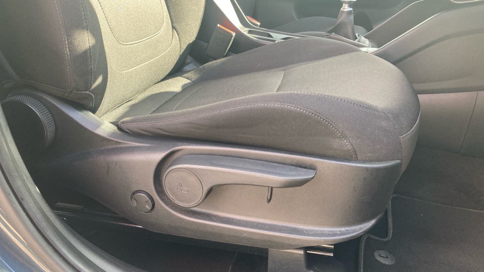 Hyundai TUCSON 1.6 TGDi SE Connect 5dr 2WD Petrol Estate - Image 24
