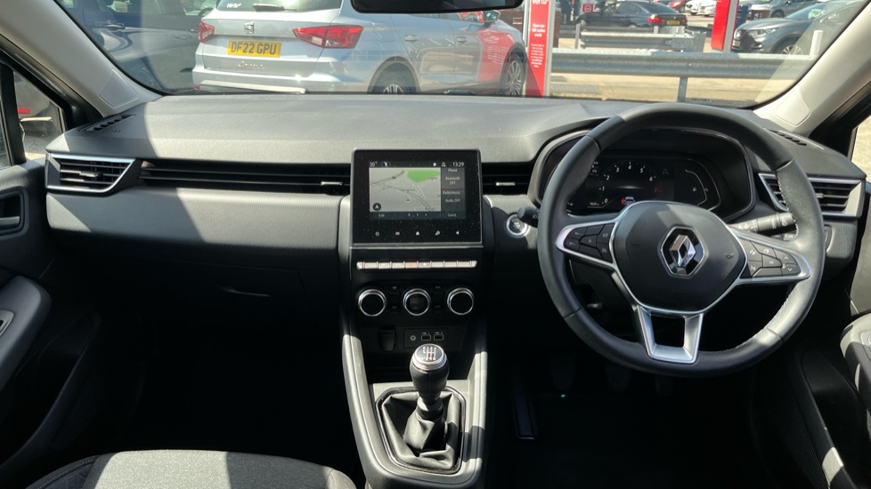 Renault Clio 1.0 TCe 90 Evolution 5dr Petrol Hatchback - Image 10