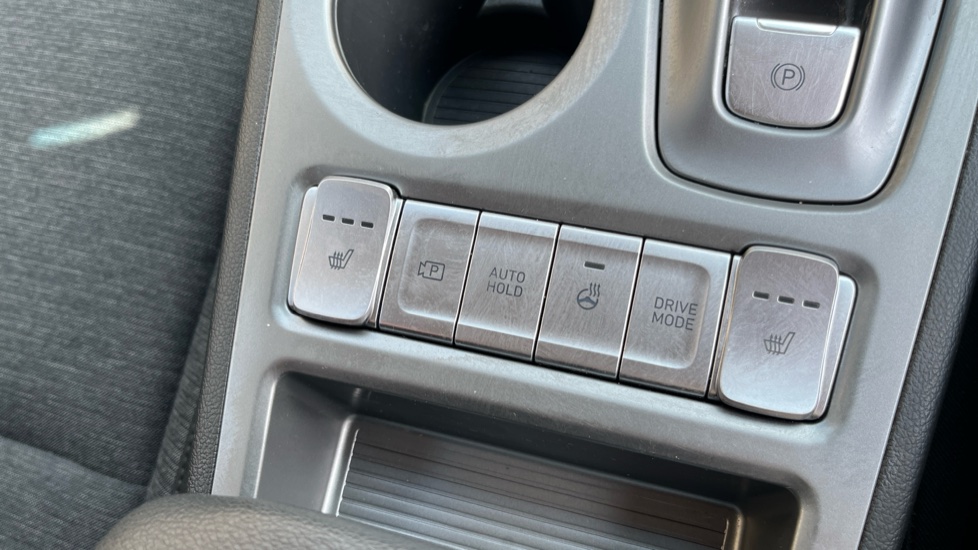 Hyundai KONA 150kW Premium 64kWh 5dr Auto Electric Hatchback - Image 23
