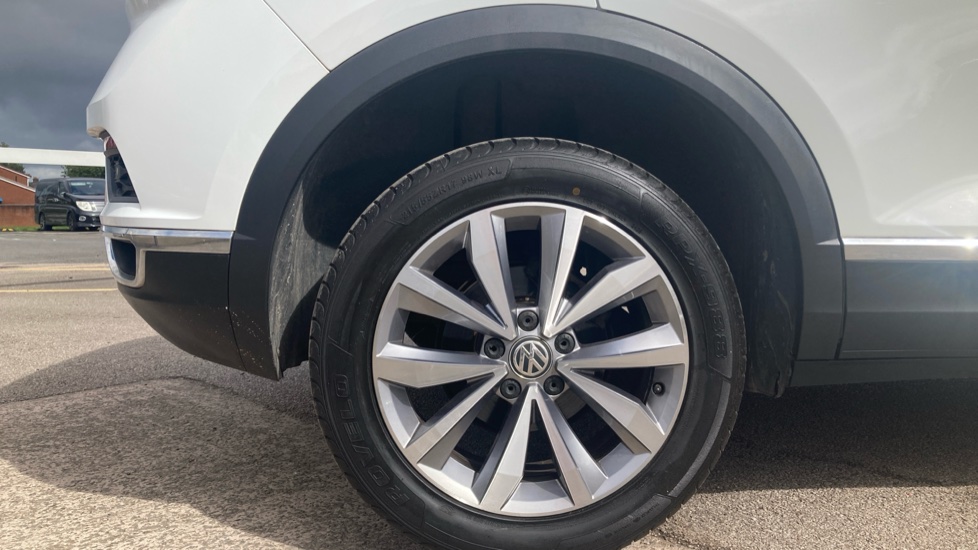 Volkswagen T-Roc 1.0 TSI Design 5dr Petrol Hatchback - Image 7