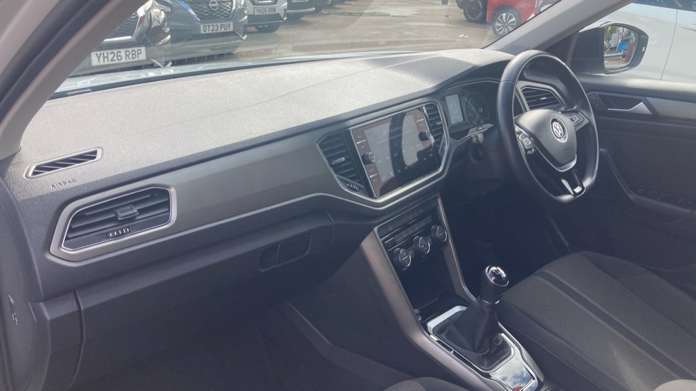 Volkswagen T-Roc 1.0 TSI Design 5dr Petrol Hatchback - Image 9