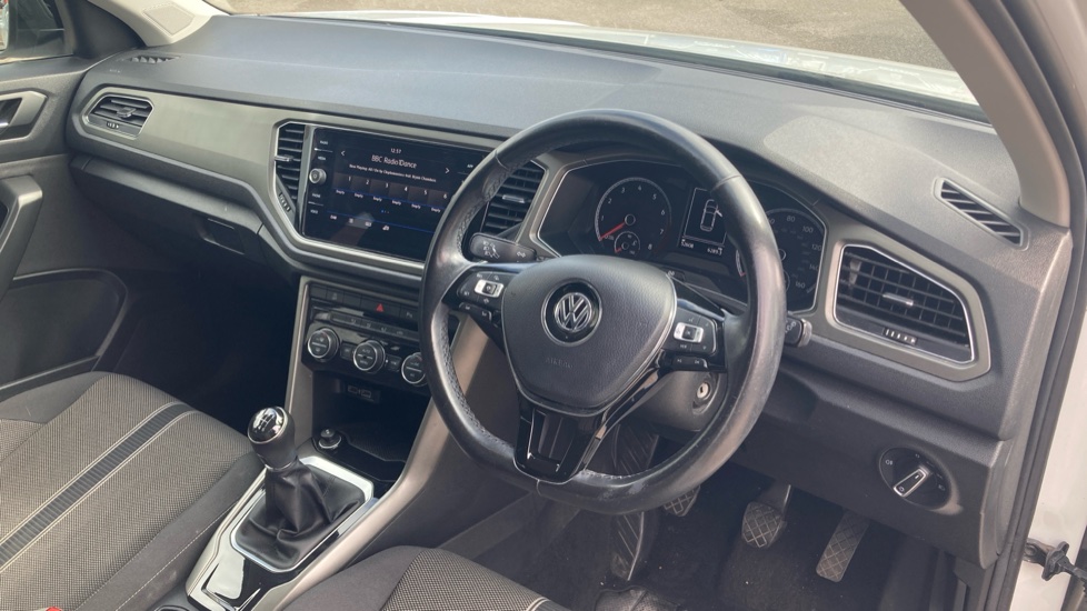Volkswagen T-Roc 1.0 TSI Design 5dr Petrol Hatchback - Image 11