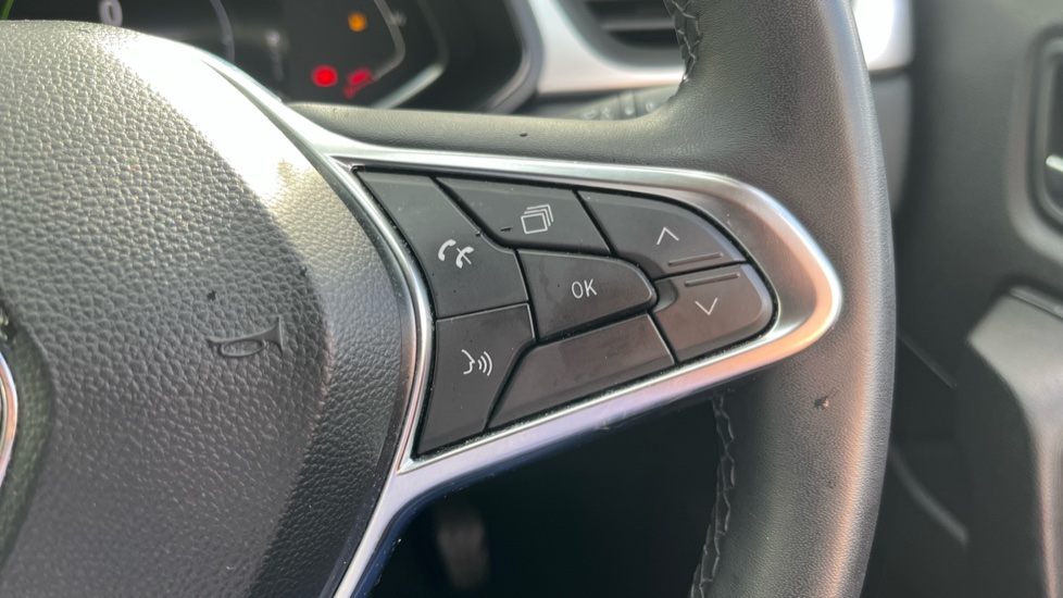 Renault Captur 1.6 E-Tech full hybrid 145 Evolution 5dr Auto Hybrid Hatchback - Image 21
