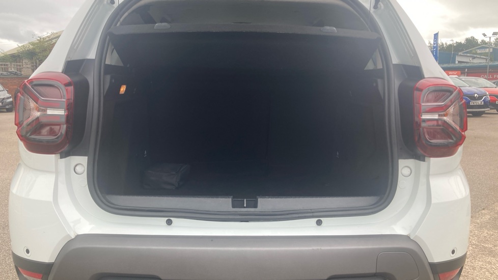 Dacia Duster 1.3 TCe 130 Journey 5dr Petrol Estate - Image 4