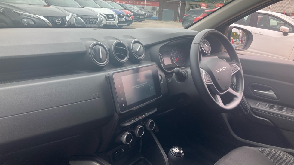Dacia Duster 1.3 TCe 130 Journey 5dr Petrol Estate - Image 9