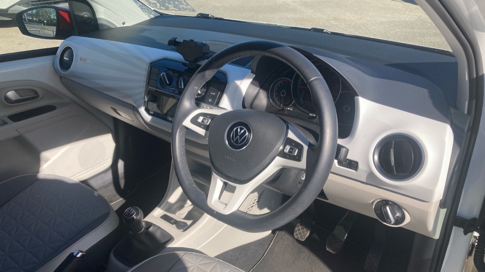 Volkswagen Up 1.0 65PS Beats 5dr Petrol Hatchback - Image 11