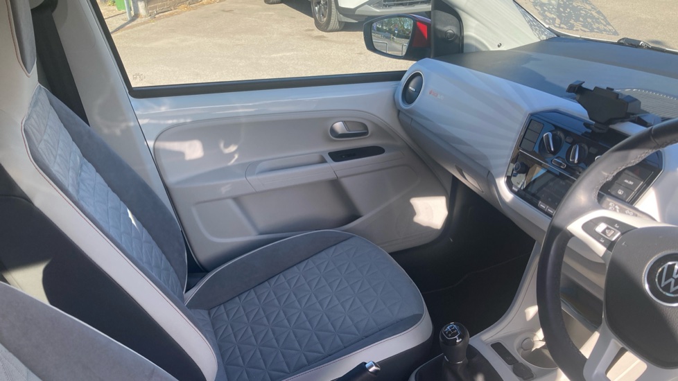 Volkswagen Up 1.0 65PS Beats 5dr Petrol Hatchback - Image 14