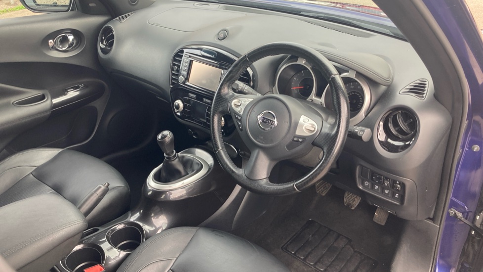 Nissan Juke 1.5 dCi Tekna 5dr Diesel Hatchback - Image 11