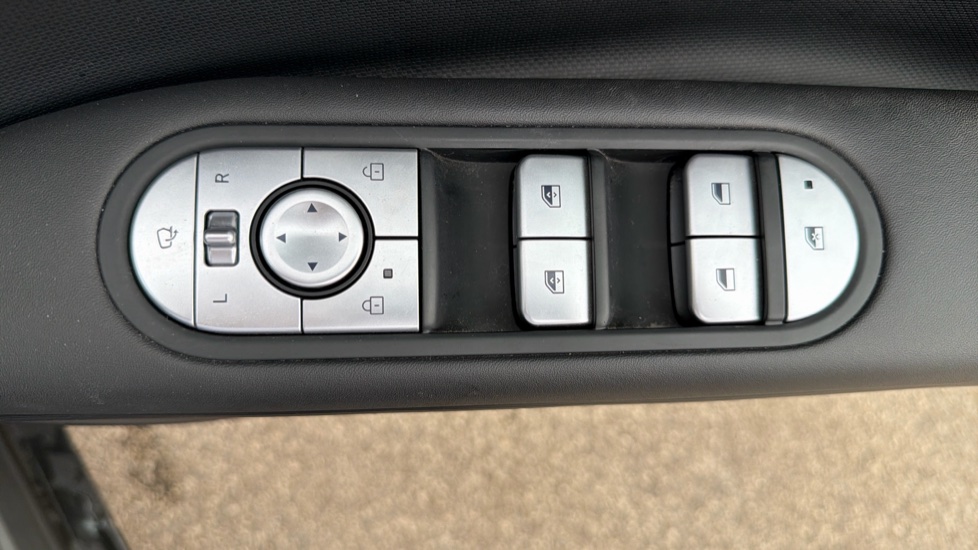 Hyundai IONIQ 5 125kW SE Connect 58 kWh 5dr Auto Electric Hatchback - Image 35