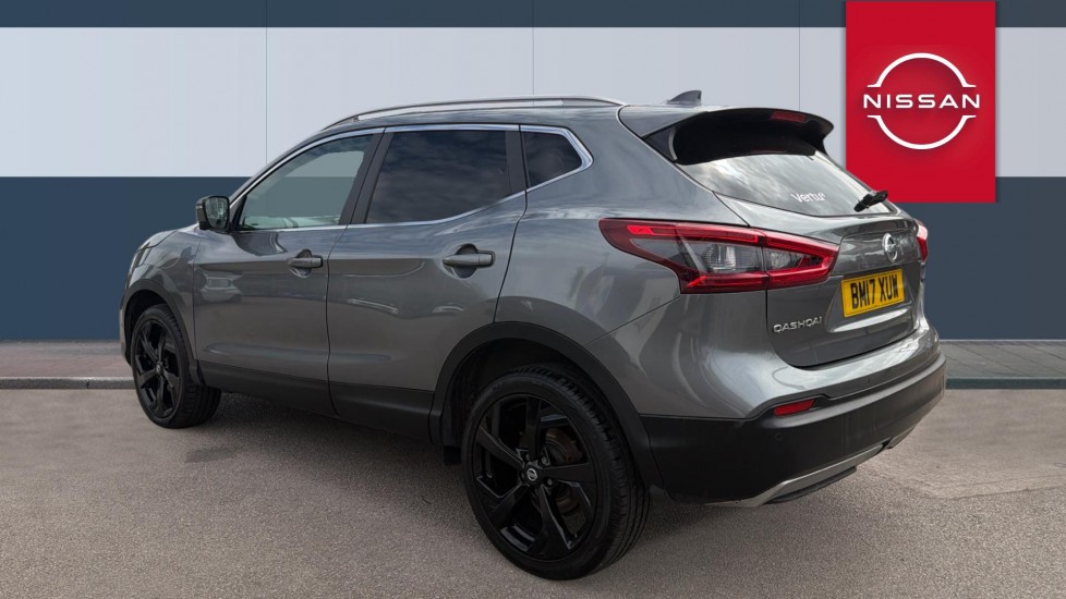Nissan Qashqai 1.5 dCi Tekna [Glass Roof Pack] 5dr Diesel Hatchback - Image 2