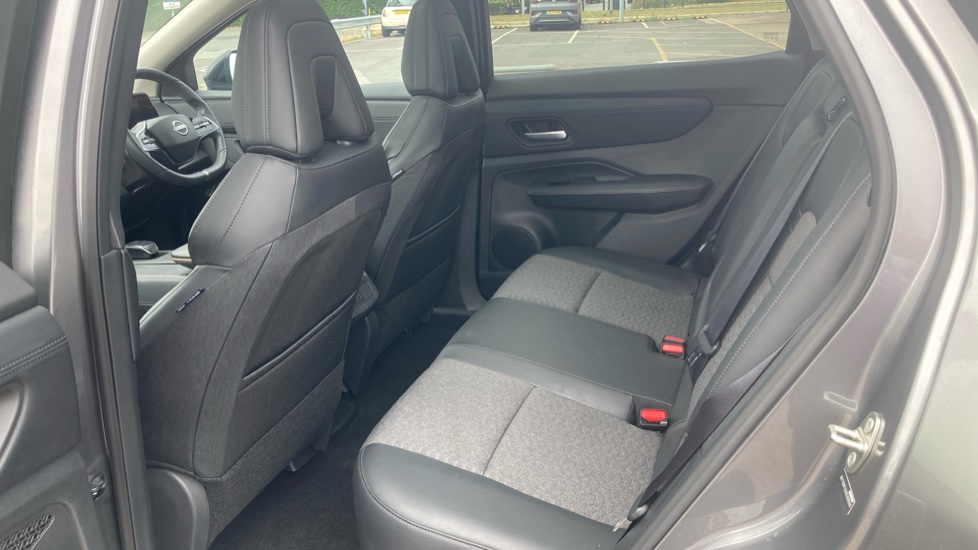 Nissan ARIYA 178kW Advance 87kWh 22kWCh 5dr Auto Electric Hatchback - Image 16