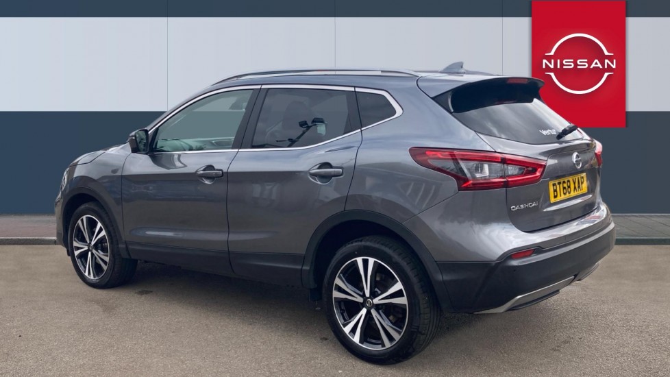 Nissan Qashqai 1.5 dCi 115 N-Connecta 5dr Diesel Hatchback - Image 2