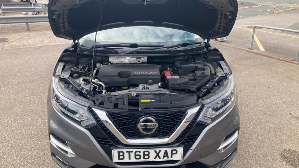 Nissan Qashqai 1.5 dCi 115 N-Connecta 5dr Diesel Hatchback - Image 8