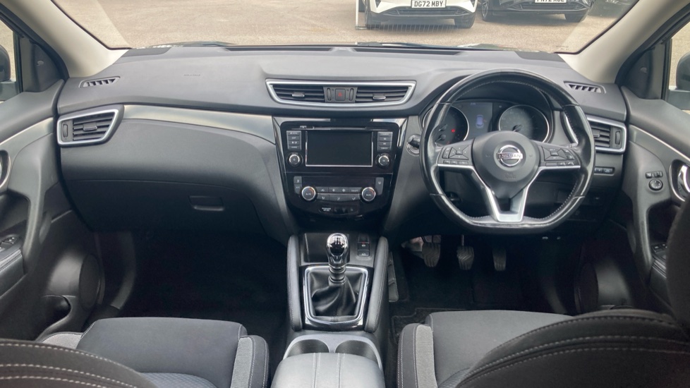 Nissan Qashqai 1.5 dCi 115 N-Connecta 5dr Diesel Hatchback - Image 10