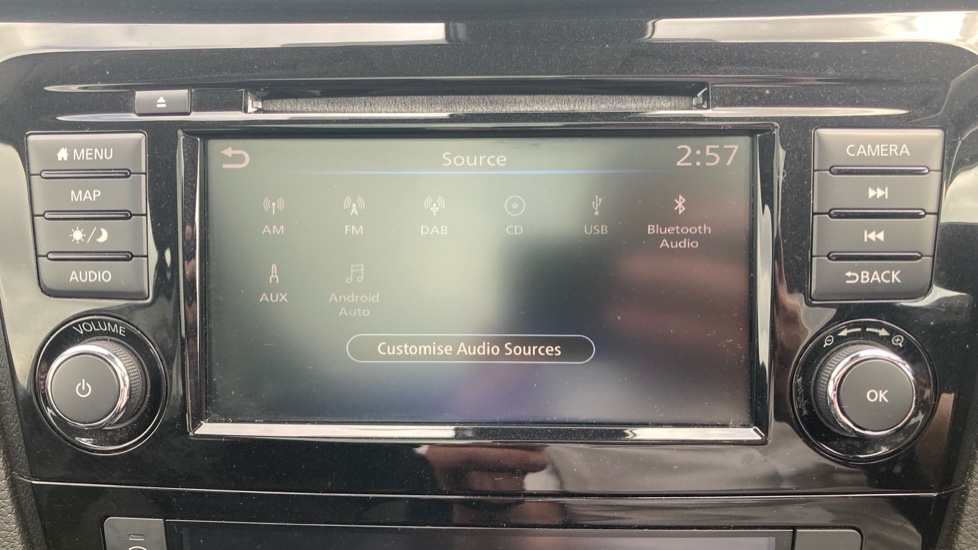 Nissan Qashqai 1.5 dCi 115 N-Connecta 5dr Diesel Hatchback - Image 24