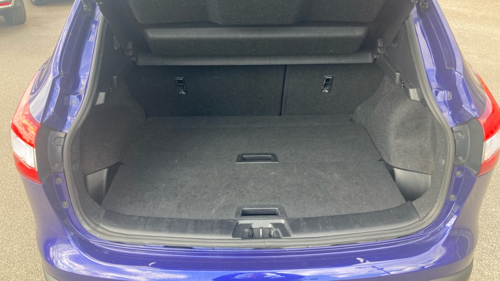 Nissan Qashqai 1.2 DiG-T Tekna [Non-Panoramic] 5dr Xtronic Petrol Hatchback - Image 4