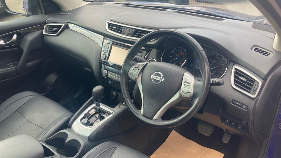 Nissan Qashqai 1.2 DiG-T Tekna [Non-Panoramic] 5dr Xtronic Petrol Hatchback - Image 11