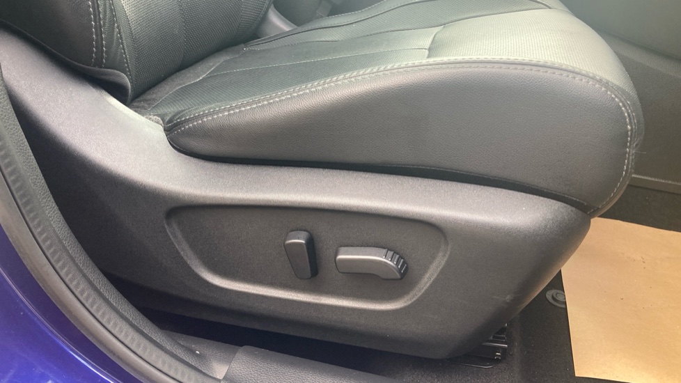Nissan Qashqai 1.2 DiG-T Tekna [Non-Panoramic] 5dr Xtronic Petrol Hatchback - Image 24