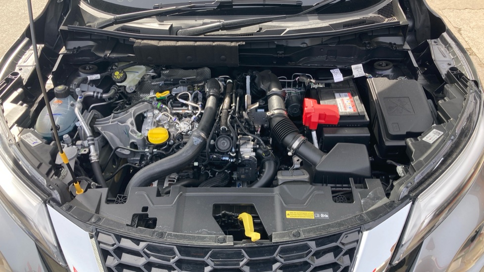 Nissan Juke 1.0 DiG-T Tekna 5dr Petrol Hatchback - Image 8