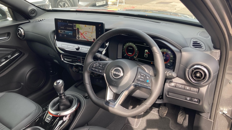Nissan Juke 1.0 DiG-T Tekna 5dr Petrol Hatchback - Image 11