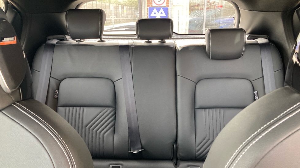 Nissan Juke 1.0 DiG-T Tekna 5dr Petrol Hatchback - Image 15