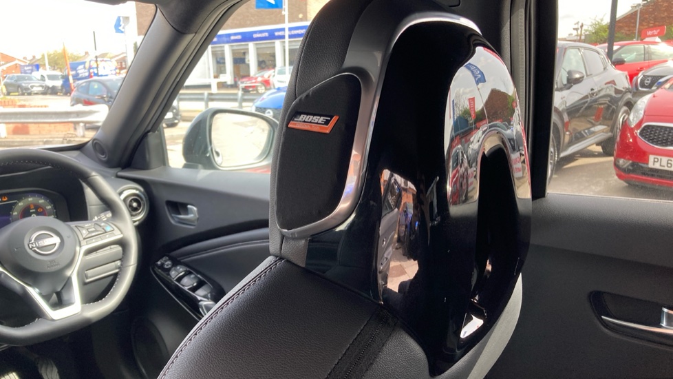 Nissan Juke 1.0 DiG-T Tekna 5dr Petrol Hatchback - Image 22