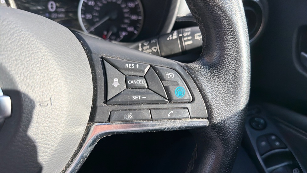 Nissan Juke 1.0 DiG-T 114 Tekna 5dr Petrol Hatchback - Image 24