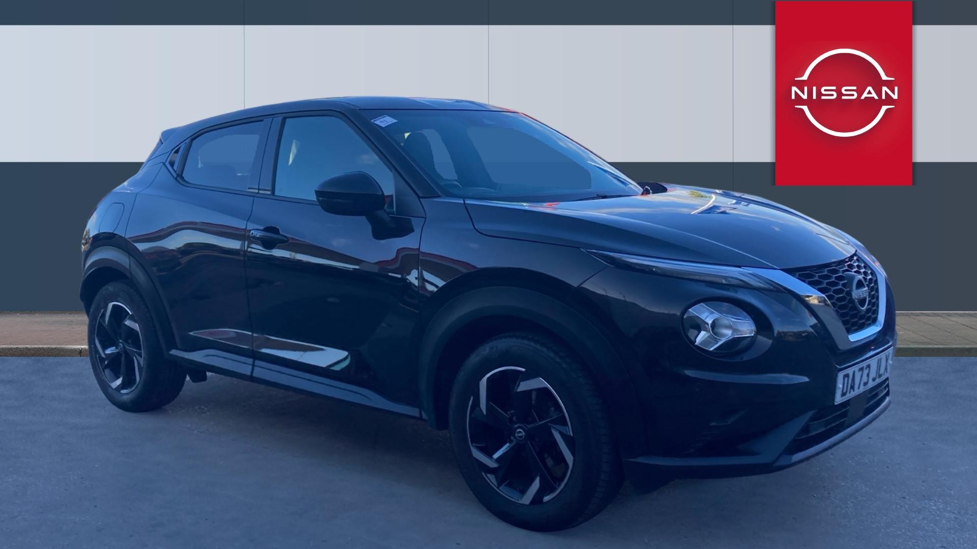 Nissan Juke listing photo