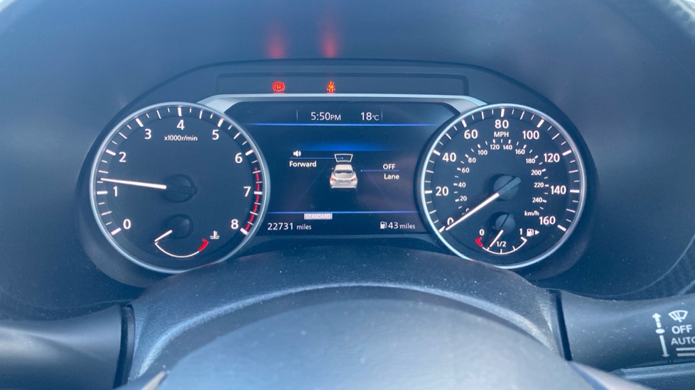 Nissan Juke 1.0 DiG-T 114 N-Connecta 5dr Petrol Hatchback - Image 18