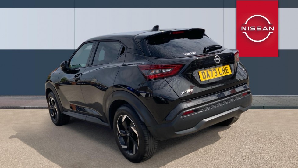 Nissan Juke 1.0 DiG-T 114 N-Connecta 5dr DCT Petrol Hatchback - Image 2