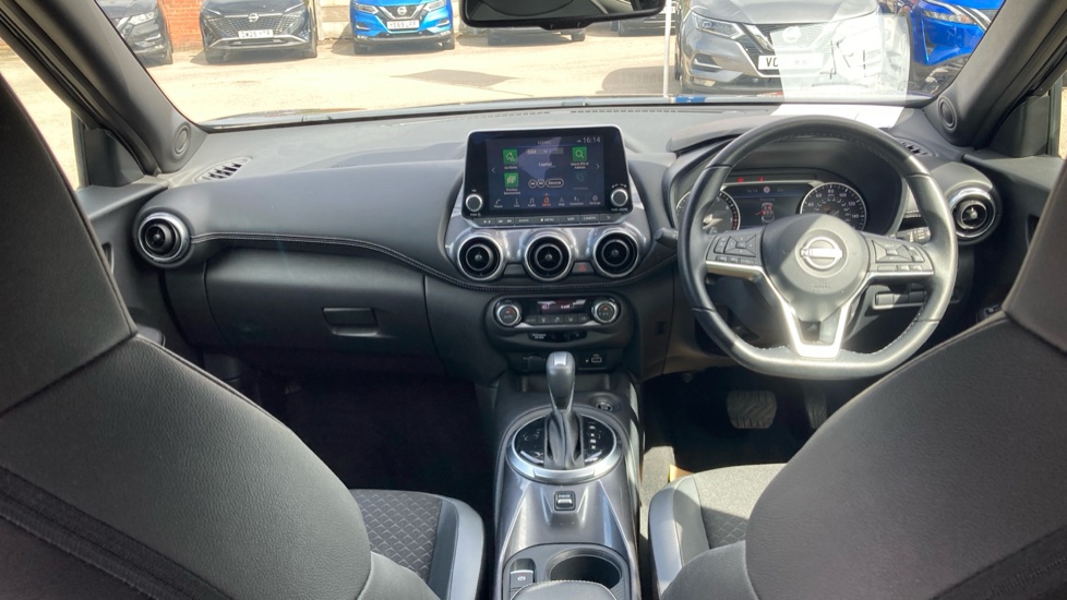 Nissan Juke 1.0 DiG-T 114 N-Connecta 5dr DCT Petrol Hatchback - Image 10