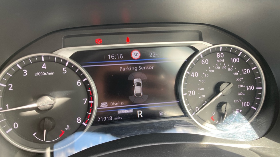 Nissan Juke 1.0 DiG-T 114 N-Connecta 5dr DCT Petrol Hatchback - Image 31