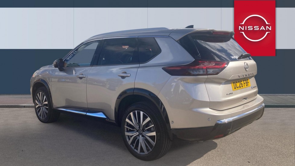 Nissan X-Trail 1.5 E-Power E-4orce 213 Tekna 5dr Auto Hybrid Station Wagon - Image 2