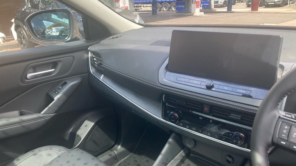 Nissan Qashqai 1.5 E-Power 205 Tekna 5dr Auto Hybrid Hatchback - Image 14