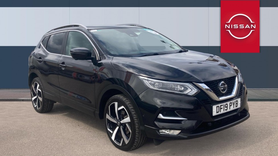 Nissan Qashqai 1.3 DiG-T Tekna 5dr Petrol Hatchback - Image 1