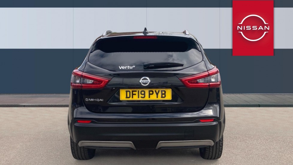 Nissan Qashqai 1.3 DiG-T Tekna 5dr Petrol Hatchback - Image 6