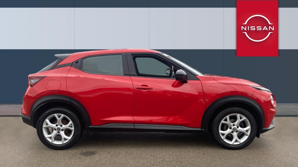 Nissan Juke 1.0 DiG-T Acenta 5dr Petrol Hatchback - Image 5