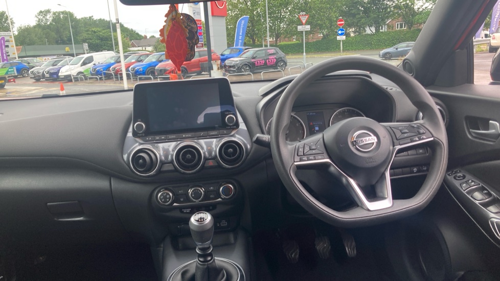 Nissan Juke 1.0 DiG-T Acenta 5dr Petrol Hatchback - Image 10