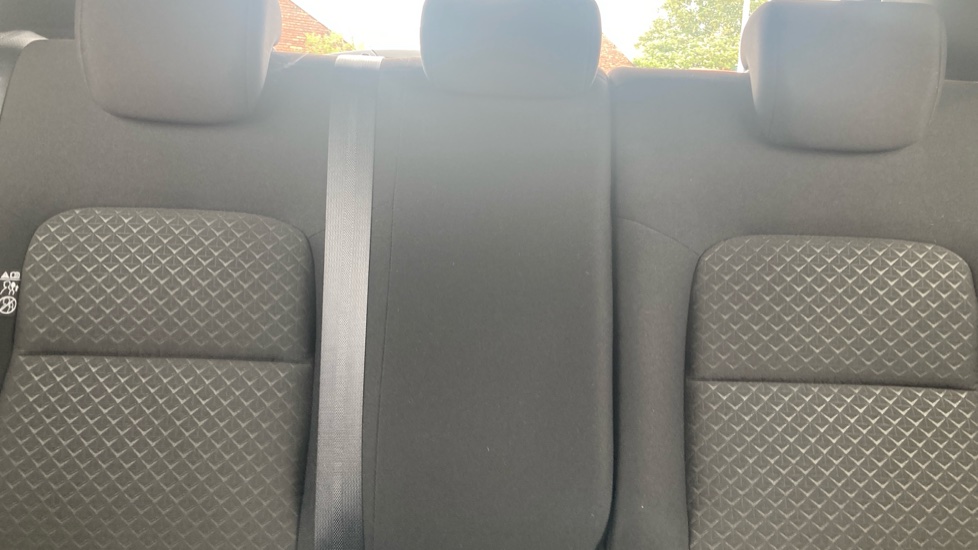 Nissan Juke 1.0 DiG-T Acenta 5dr Petrol Hatchback - Image 15