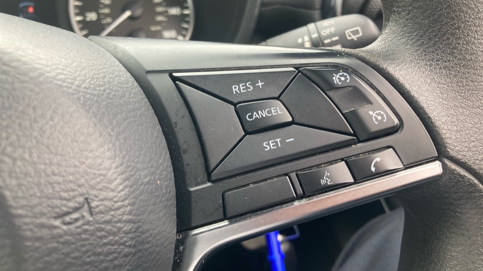 Nissan Juke 1.0 DiG-T Acenta 5dr Petrol Hatchback - Image 22