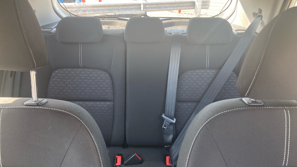 Kia Picanto 1.0 2 5dr Petrol Hatchback - Image 15