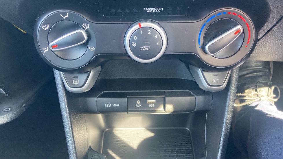 Kia Picanto 1.0 2 5dr Petrol Hatchback - Image 24