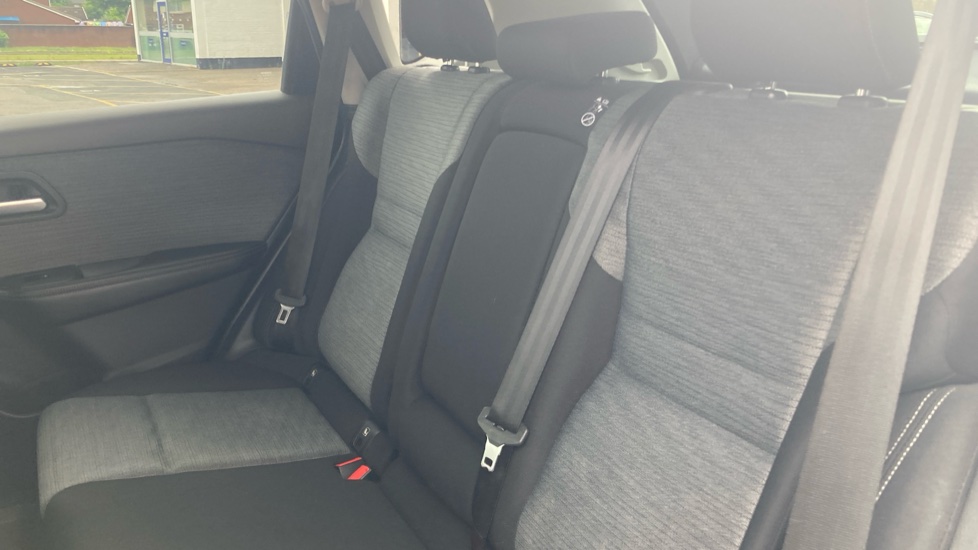 Nissan X-Trail 1.5 MHEV 163 N-Connecta 5dr Xtronic Petrol Station Wagon - Image 16