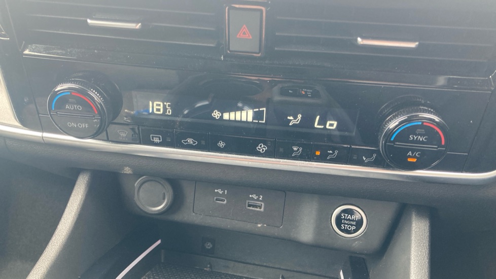 Nissan X-Trail 1.5 MHEV 163 N-Connecta 5dr Xtronic Petrol Station Wagon - Image 35